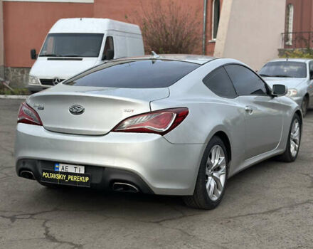 Сірий Хендай Генезис, об'ємом двигуна 2 л та пробігом 177 тис. км за 12900 $, фото 5 на Automoto.ua