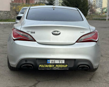 Сірий Хендай Генезис, об'ємом двигуна 2 л та пробігом 177 тис. км за 12900 $, фото 4 на Automoto.ua