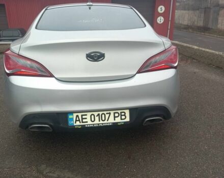 Серый Хендай Генезис, объемом двигателя 2 л и пробегом 140 тыс. км за 10200 $, фото 2 на Automoto.ua