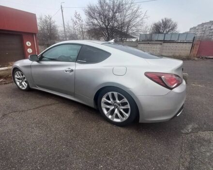 Серый Хендай Генезис, объемом двигателя 2 л и пробегом 140 тыс. км за 10200 $, фото 1 на Automoto.ua