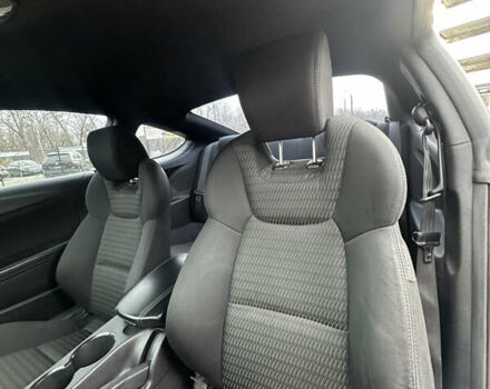 Сірий Хендай Генезис, об'ємом двигуна 2 л та пробігом 177 тис. км за 12900 $, фото 12 на Automoto.ua