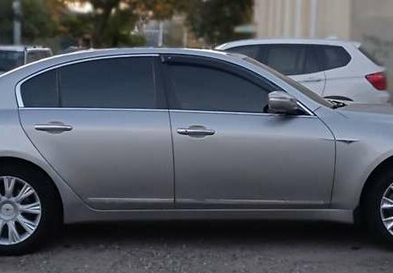 Сірий Хендай Генезис, об'ємом двигуна 3.78 л та пробігом 320 тис. км за 9800 $, фото 2 на Automoto.ua