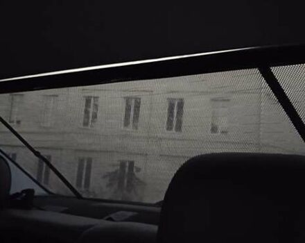 Сірий Хендай Генезис, об'ємом двигуна 3.78 л та пробігом 320 тис. км за 9800 $, фото 4 на Automoto.ua