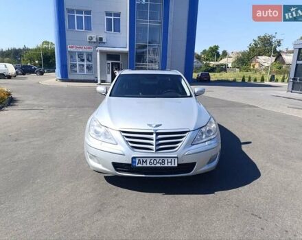 Сірий Хендай Генезис, об'ємом двигуна 3.78 л та пробігом 205 тис. км за 9500 $, фото 1 на Automoto.ua
