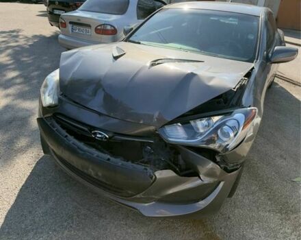 Серый Хендай Генезис, объемом двигателя 0 л и пробегом 130 тыс. км за 6500 $, фото 1 на Automoto.ua