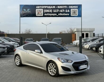 Серый Хендай Генезис, объемом двигателя 2 л и пробегом 210 тыс. км за 10900 $, фото 1 на Automoto.ua