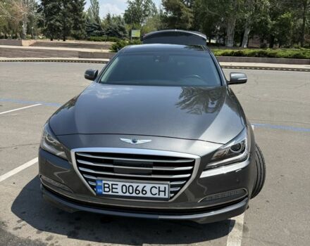 Серый Хендай Генезис, объемом двигателя 3.8 л и пробегом 121 тыс. км за 19500 $, фото 1 на Automoto.ua