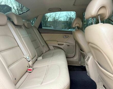 Синій Хендай Генезис, об'ємом двигуна 3.3 л та пробігом 295 тис. км за 5100 $, фото 5 на Automoto.ua