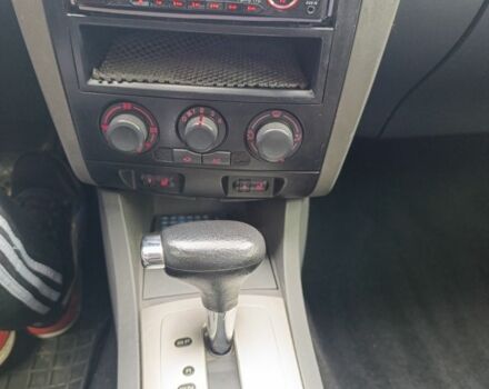 Білий Хендай Гетц, об'ємом двигуна 1.4 л та пробігом 205 тис. км за 3999 $, фото 3 на Automoto.ua