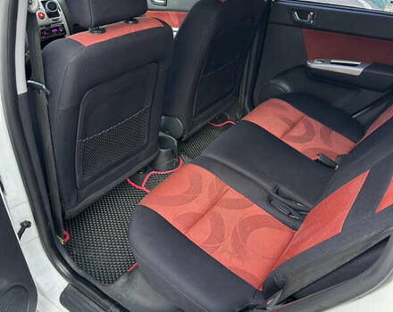 Хендай Гетц 2008 в Киеве на Automoto.ua Белый Хендай Гетц, объемом двигателя 1.4 л и пробегом 132 тыс. км за 5500 $, фото 9 на Automoto.ua