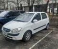 Белый Хендай Гетц, объемом двигателя 1.4 л и пробегом 120 тыс. км за 5000 $, фото 1 на Automoto.ua