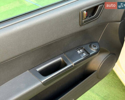 Белый Хендай Гетц, объемом двигателя 1.4 л и пробегом 159 тыс. км за 5000 $, фото 13 на Automoto.ua