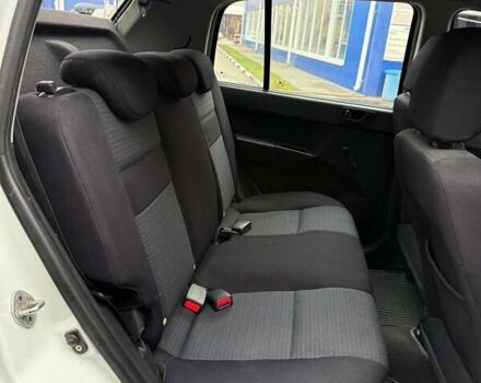 Белый Хендай Гетц, объемом двигателя 1.4 л и пробегом 121 тыс. км за 5900 $, фото 7 на Automoto.ua