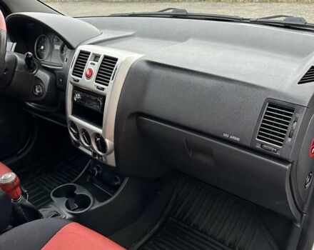 Білий Хендай Гетц, об'ємом двигуна 1.4 л та пробігом 127 тис. км за 5400 $, фото 62 на Automoto.ua