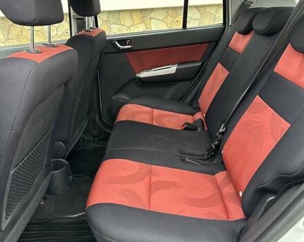 Білий Хендай Гетц, об'ємом двигуна 1.4 л та пробігом 127 тис. км за 5400 $, фото 60 на Automoto.ua