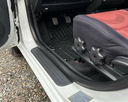 Білий Хендай Гетц, об'ємом двигуна 1.4 л та пробігом 127 тис. км за 5400 $, фото 43 на Automoto.ua