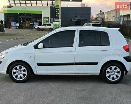 Белый Хендай Гетц, объемом двигателя 1.4 л и пробегом 100 тыс. км за 7000 $, фото 4 на Automoto.ua