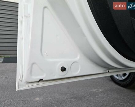 Белый Хендай Гетц, объемом двигателя 1.4 л и пробегом 100 тыс. км за 7000 $, фото 59 на Automoto.ua