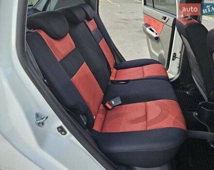 Белый Хендай Гетц, объемом двигателя 1.4 л и пробегом 100 тыс. км за 7000 $, фото 71 на Automoto.ua