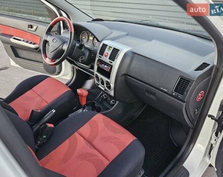 Белый Хендай Гетц, объемом двигателя 1.4 л и пробегом 100 тыс. км за 7000 $, фото 86 на Automoto.ua