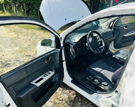 Білий Хендай Гетц, об'ємом двигуна 1.4 л та пробігом 152 тис. км за 6300 $, фото 4 на Automoto.ua