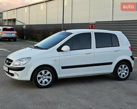 Белый Хендай Гетц, объемом двигателя 1.4 л и пробегом 100 тыс. км за 7000 $, фото 3 на Automoto.ua