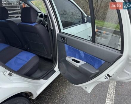 Белый Хендай Гетц, объемом двигателя 1.4 л и пробегом 67 тыс. км за 7500 $, фото 20 на Automoto.ua