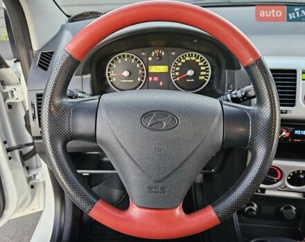 Белый Хендай Гетц, объемом двигателя 1.4 л и пробегом 100 тыс. км за 7000 $, фото 102 на Automoto.ua