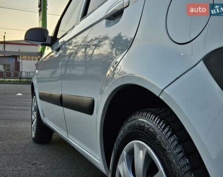 Белый Хендай Гетц, объемом двигателя 1.4 л и пробегом 100 тыс. км за 7000 $, фото 25 на Automoto.ua