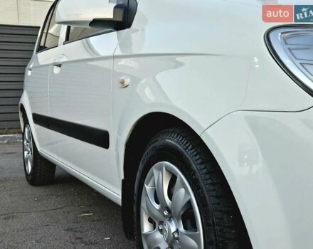 Белый Хендай Гетц, объемом двигателя 1.4 л и пробегом 100 тыс. км за 7000 $, фото 21 на Automoto.ua