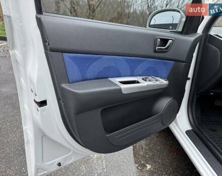 Белый Хендай Гетц, объемом двигателя 1.4 л и пробегом 67 тыс. км за 7500 $, фото 24 на Automoto.ua