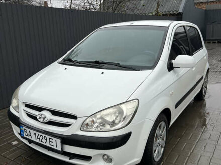 Белый Хендай Гетц, объемом двигателя 1.1 л и пробегом 206 тыс. км за 4100 $, фото 1 на Automoto.ua