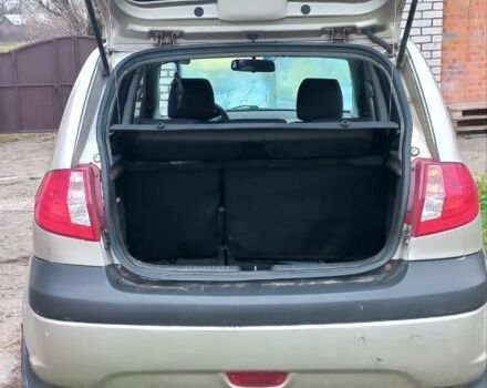 Бежевый Хендай Гетц, объемом двигателя 1.4 л и пробегом 180 тыс. км за 1900 $, фото 3 на Automoto.ua