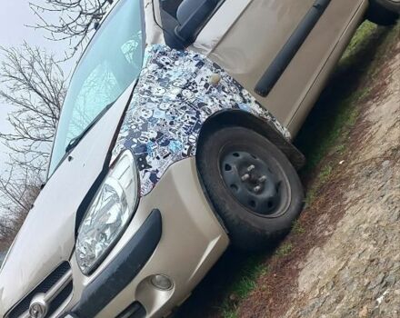 Бежевый Хендай Гетц, объемом двигателя 1.4 л и пробегом 180 тыс. км за 1900 $, фото 5 на Automoto.ua