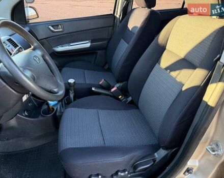 Бежевый Хендай Гетц, объемом двигателя 1.6 л и пробегом 222 тыс. км за 4500 $, фото 12 на Automoto.ua