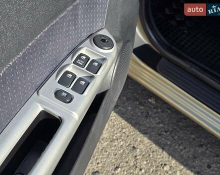 Бежевый Хендай Гетц, объемом двигателя 1.4 л и пробегом 171 тыс. км за 5999 $, фото 40 на Automoto.ua