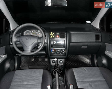 Черный Хендай Гетц, объемом двигателя 1.1 л и пробегом 138 тыс. км за 4500 $, фото 11 на Automoto.ua