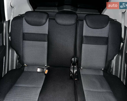 Черный Хендай Гетц, объемом двигателя 1.1 л и пробегом 138 тыс. км за 4500 $, фото 12 на Automoto.ua