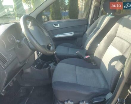 Черный Хендай Гетц, объемом двигателя 1.4 л и пробегом 212 тыс. км за 3300 $, фото 11 на Automoto.ua