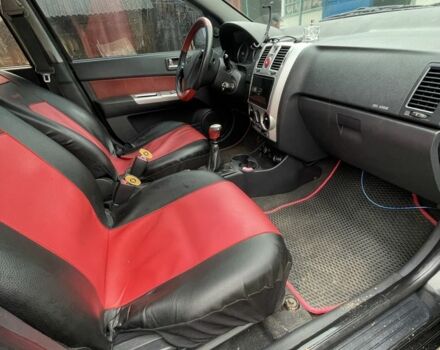 Черный Хендай Гетц, объемом двигателя 1.5 л и пробегом 300 тыс. км за 3800 $, фото 1 на Automoto.ua