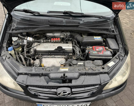 Черный Хендай Гетц, объемом двигателя 1.6 л и пробегом 176 тыс. км за 5300 $, фото 13 на Automoto.ua