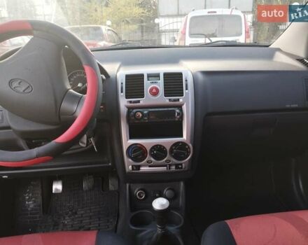 Чорний Хендай Гетц, об'ємом двигуна 1.4 л та пробігом 182 тис. км за 4500 $, фото 5 на Automoto.ua