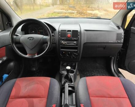 Черный Хендай Гетц, объемом двигателя 1.1 л и пробегом 220 тыс. км за 3300 $, фото 3 на Automoto.ua