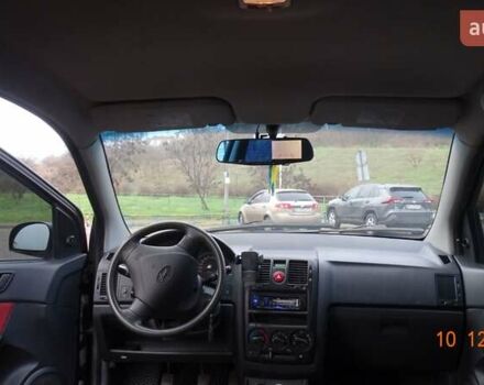 Черный Хендай Гетц, объемом двигателя 1.4 л и пробегом 278 тыс. км за 4200 $, фото 10 на Automoto.ua