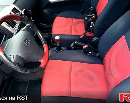 Черный Хендай Гетц, объемом двигателя 1.1 л и пробегом 178 тыс. км за 3800 $, фото 7 на Automoto.ua