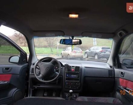 Черный Хендай Гетц, объемом двигателя 1.4 л и пробегом 278 тыс. км за 4200 $, фото 8 на Automoto.ua