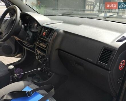 Чорний Хендай Гетц, об'ємом двигуна 1.09 л та пробігом 205 тис. км за 4500 $, фото 4 на Automoto.ua
