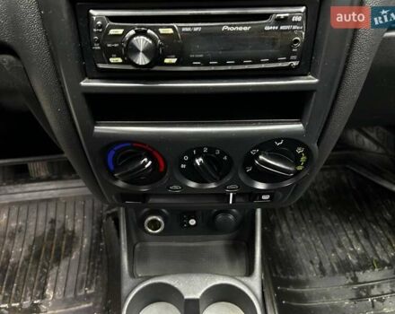 Чорний Хендай Гетц, об'ємом двигуна 1.09 л та пробігом 205 тис. км за 5200 $, фото 10 на Automoto.ua