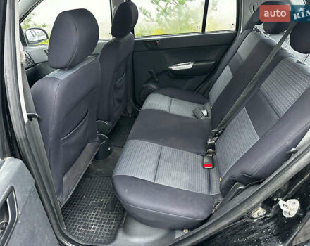 Черный Хендай Гетц, объемом двигателя 1.4 л и пробегом 95 тыс. км за 3900 $, фото 18 на Automoto.ua