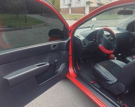 Красный Хендай Гетц, объемом двигателя 1.1 л и пробегом 162 тыс. км за 2950 $, фото 5 на Automoto.ua